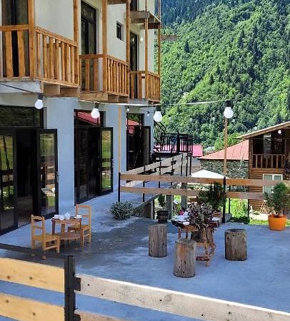 Guest House Guli Mestia Exterior foto