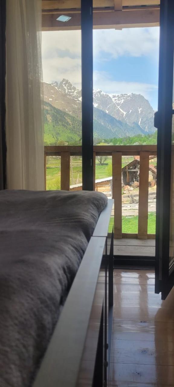 Guest House Guli Mestia Exterior foto